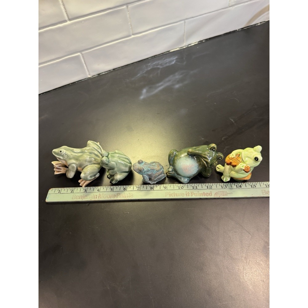 Set Of 5 Vintage To Now Frogs Frog Figurines‎ On Lily Pads Etc Ceramic Resin - Picture 14 of 15